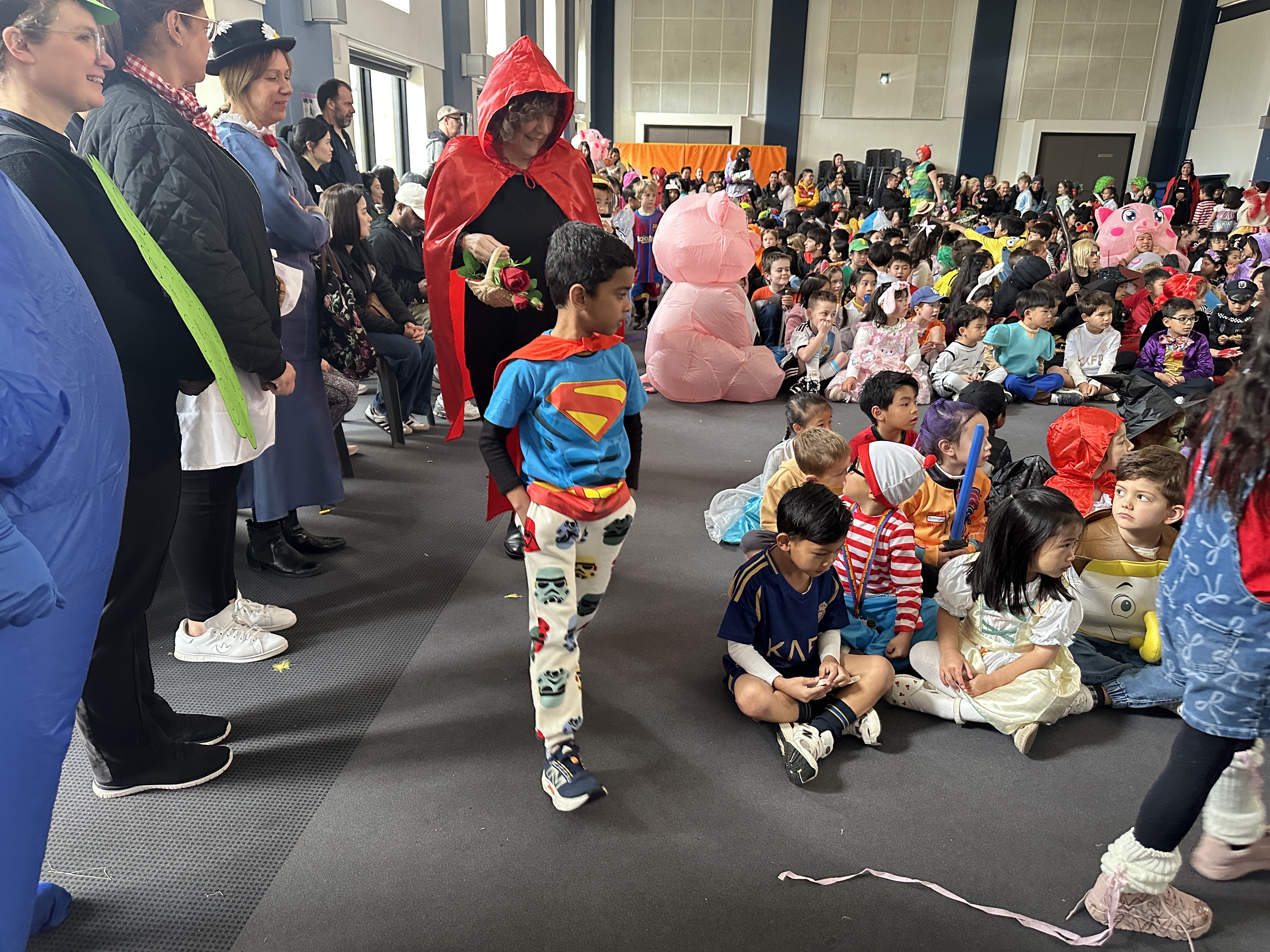 /uploaded_files/media/gallery/17562646662025 book week (77).JPG